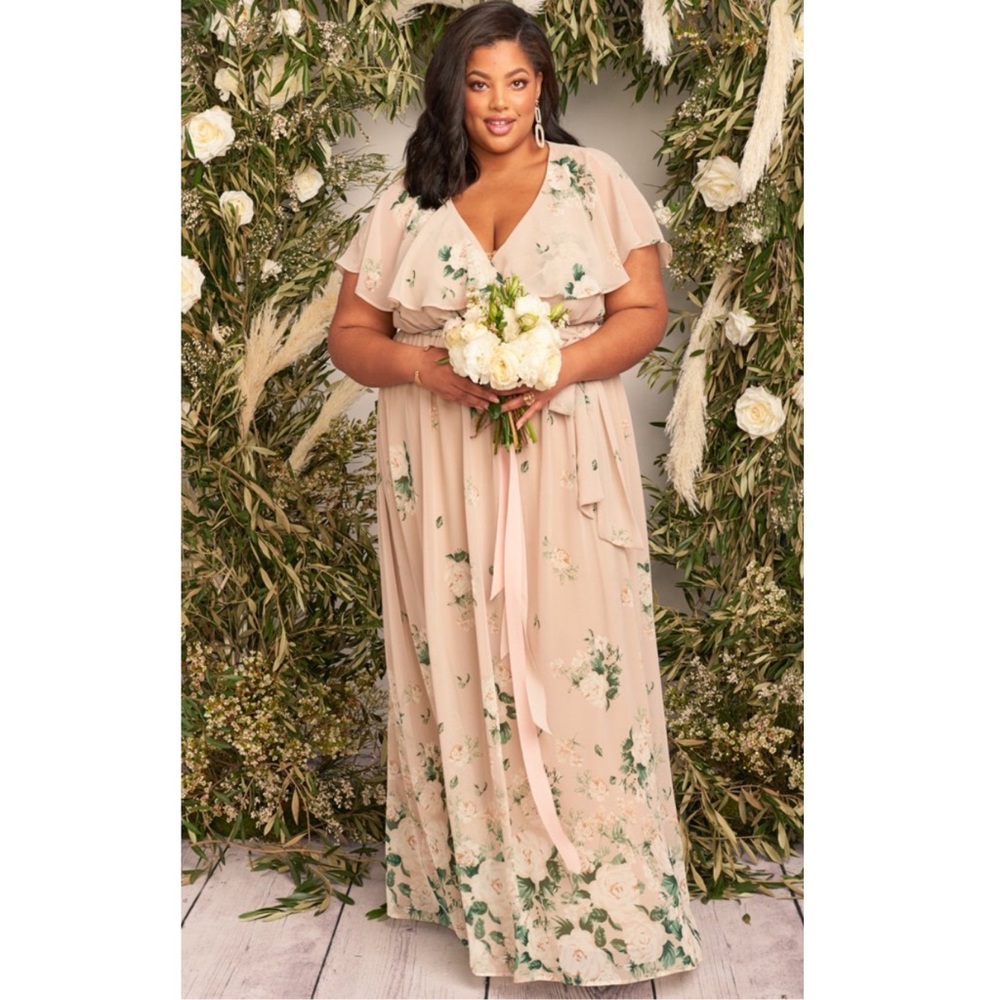 Show Me Your Mumu Audrey Maxi Dress in Bouquet Toss